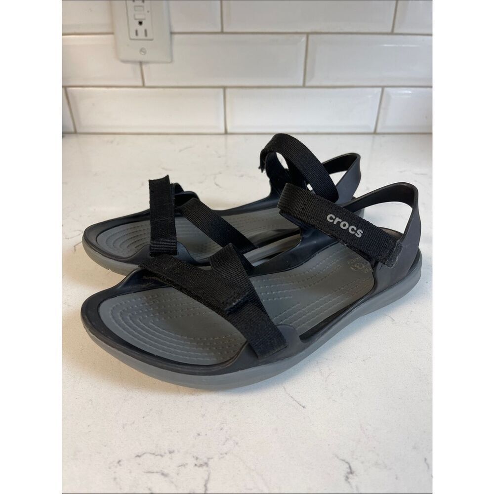 CROCS WOMEN'S SWIFTWATER™ WEBBING SANDAL Size 6 Black 204804